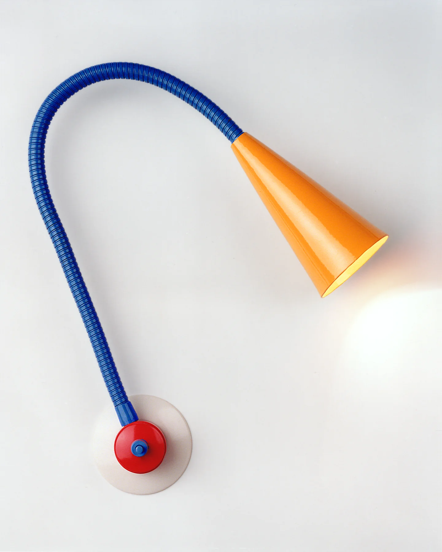 Zack wall plug lamp - Martin Kania Design
